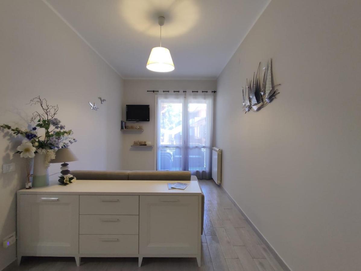 Maison Blanche Apartment Varraze